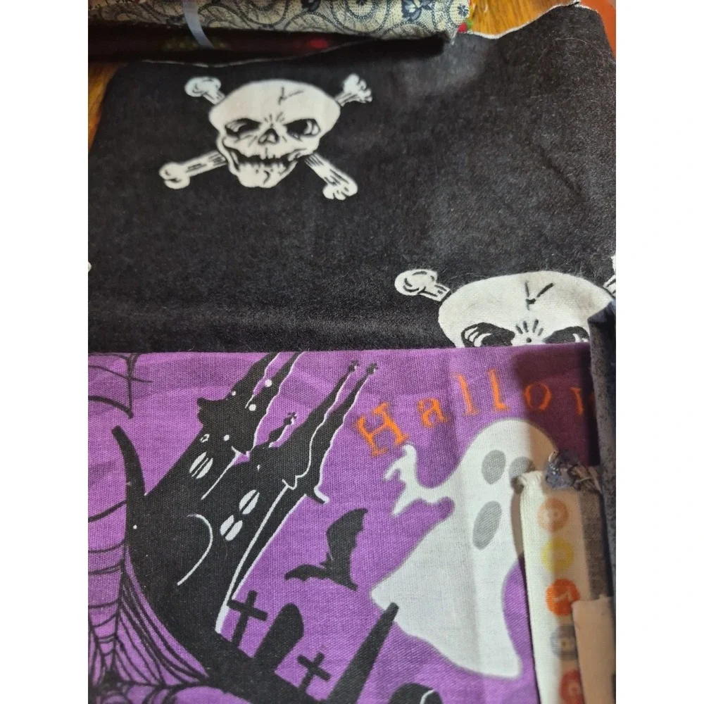 Bundle Of 4 Pieces Of Halloween Fabric Sizes Vary